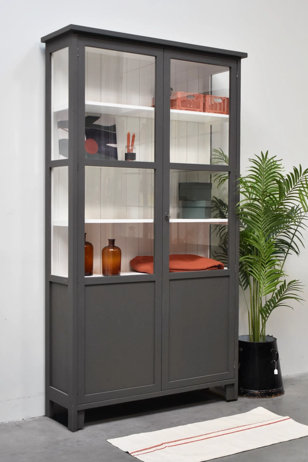 Vitrinekast Tinca 2-7022
