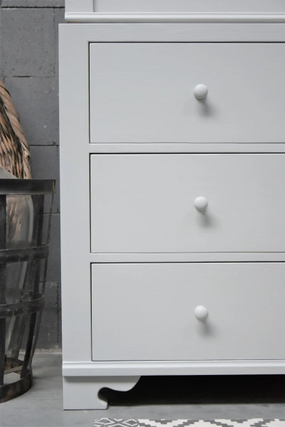 Zweedse kast 2-7044