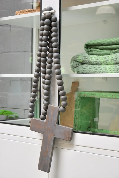 Ketting met kruis grijs