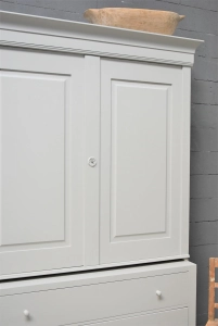 Zweedse kast 2-7044